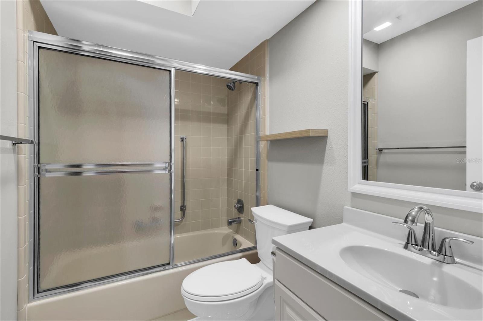 11337 VERSAILLES LN — photo 32