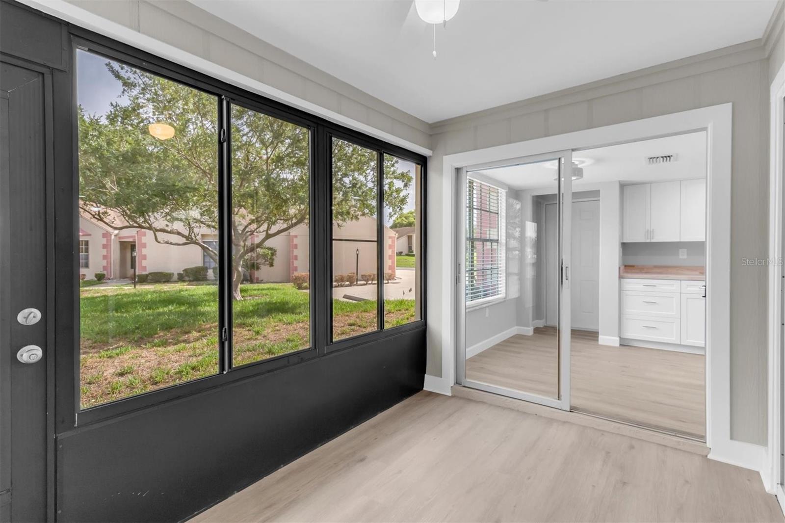 11337 VERSAILLES LN — photo 22