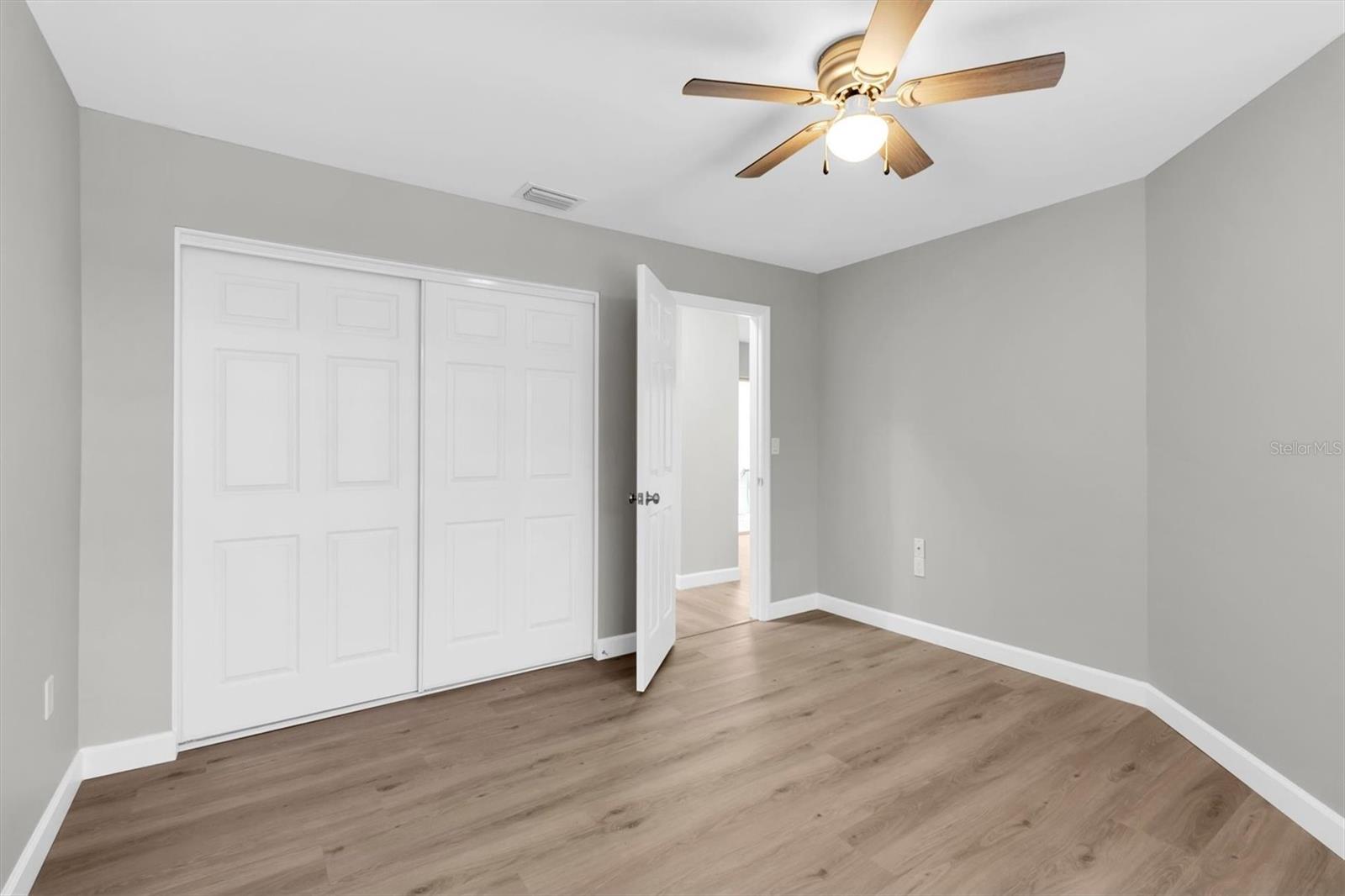 11337 VERSAILLES LN — photo 31