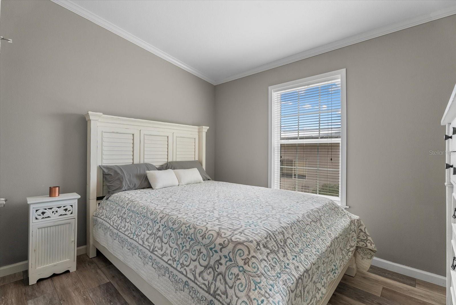 714 FAIRMOUNT DR — photo 19