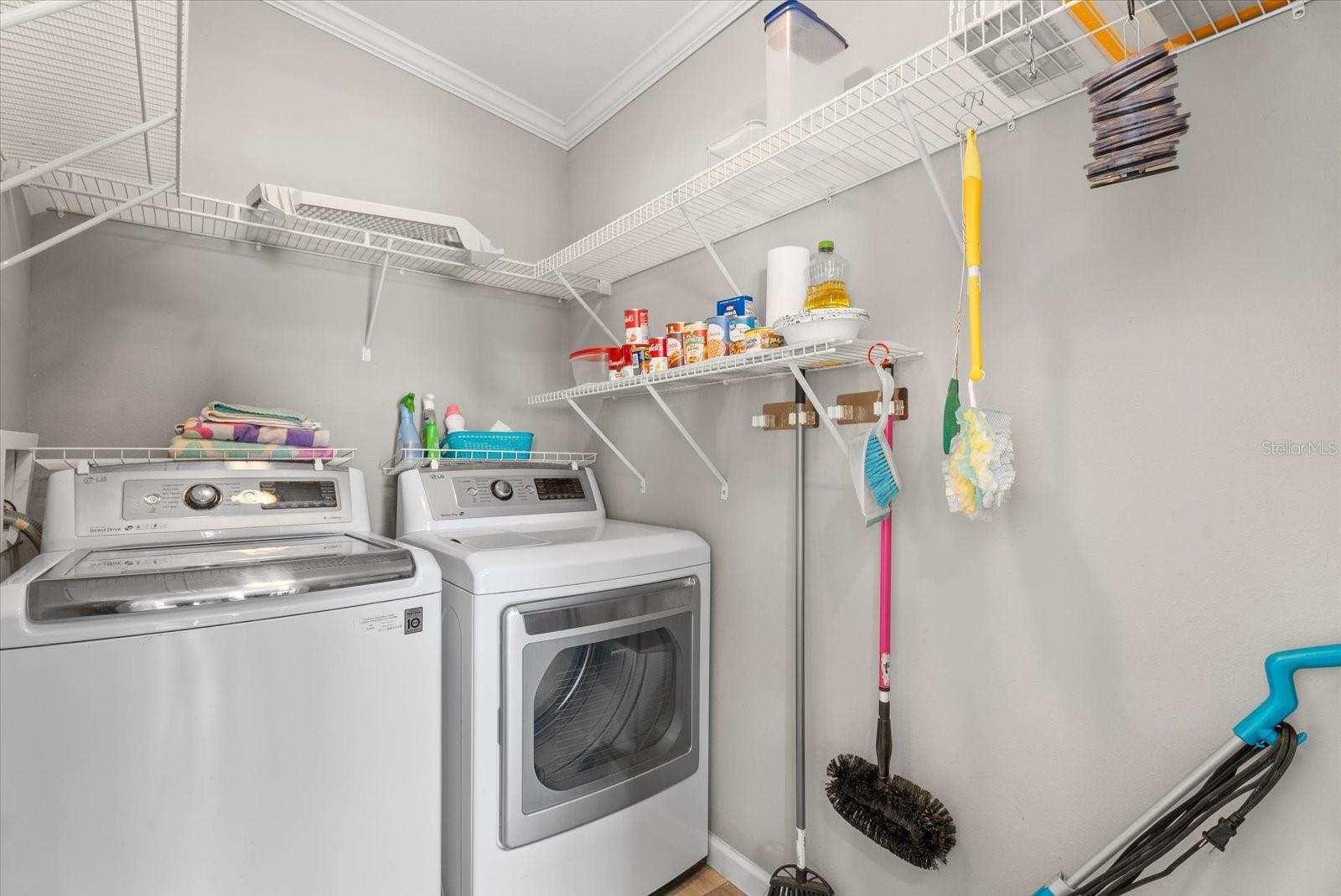 714 FAIRMOUNT DR — photo 10