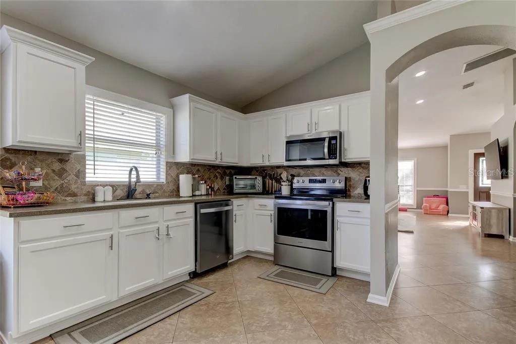 12213 RAVENS NEST PL — photo 25