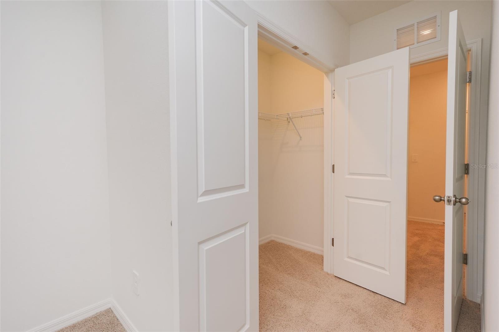 11194 TREASURE SWALE WAY — photo 47
