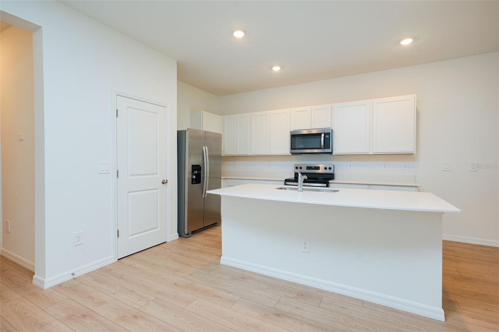 11194 TREASURE SWALE WAY — photo 23