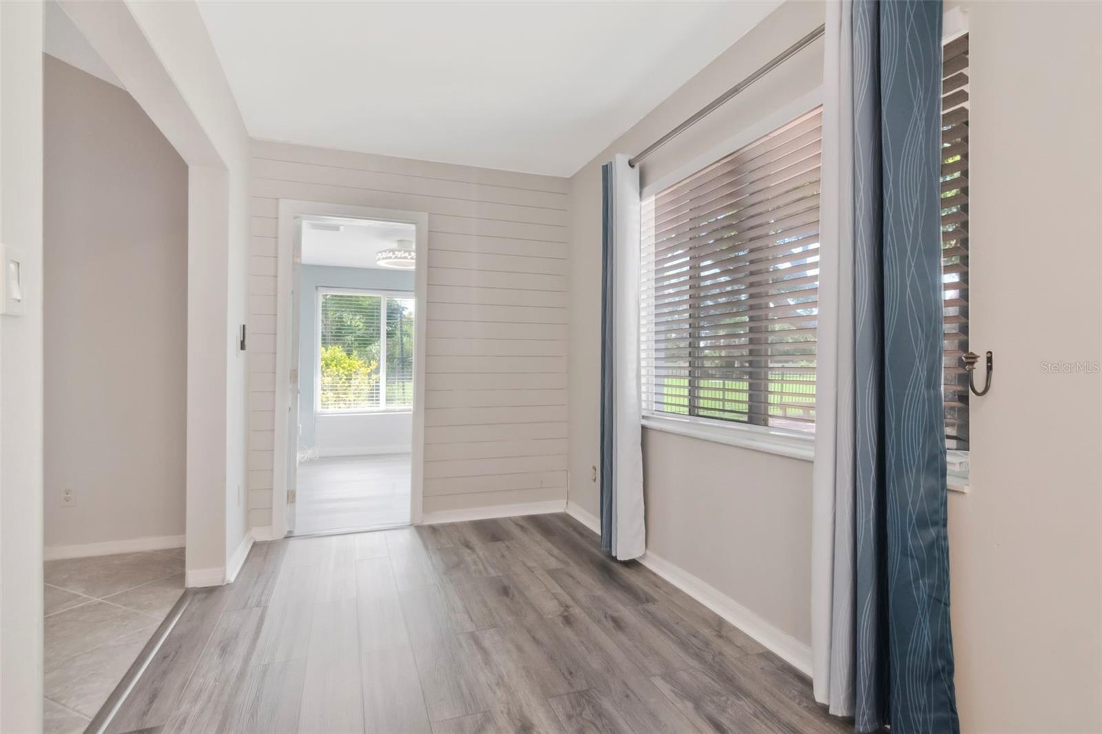 303 BARSTOW CT — photo 17
