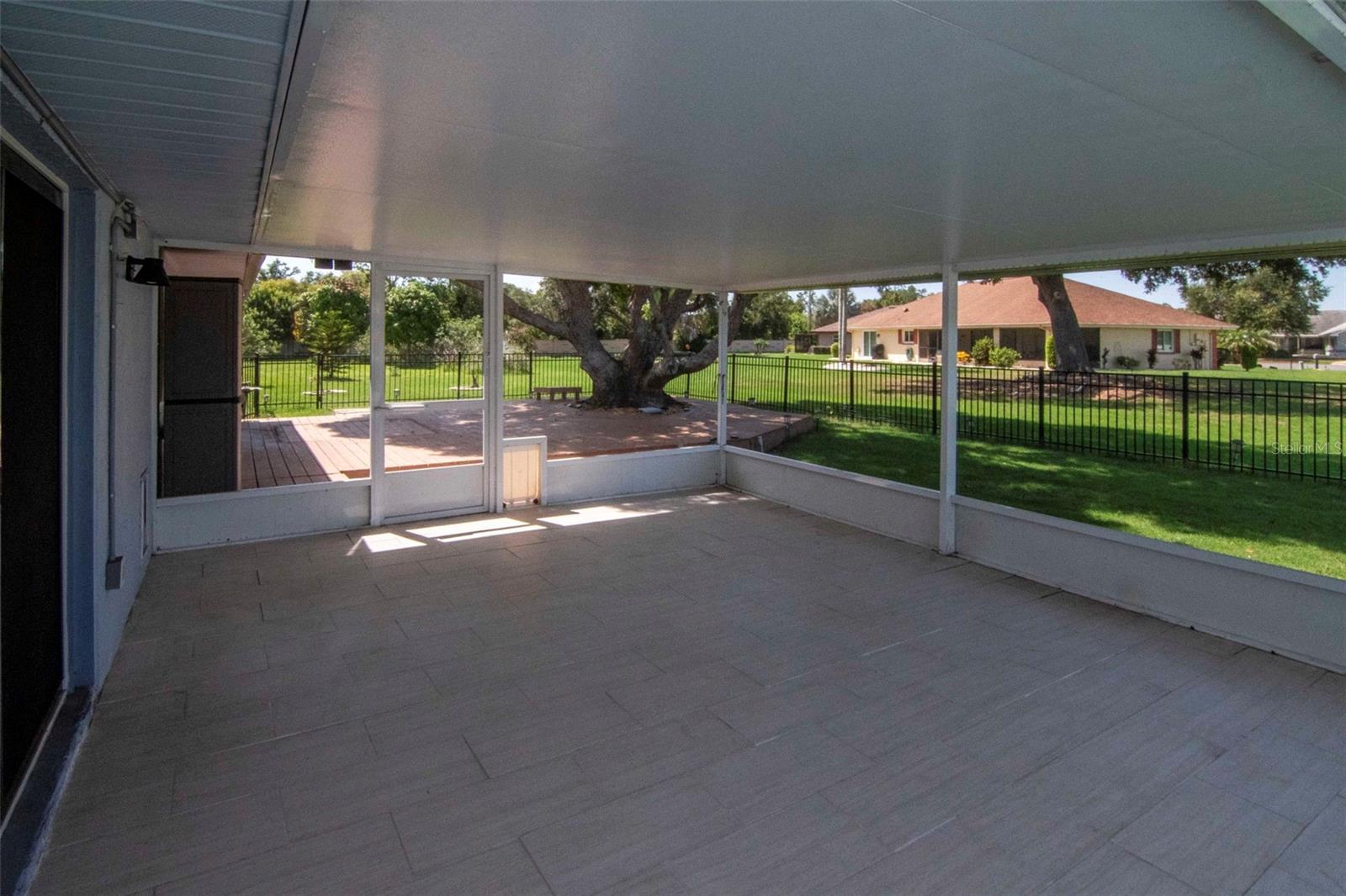 303 BARSTOW CT — photo 25