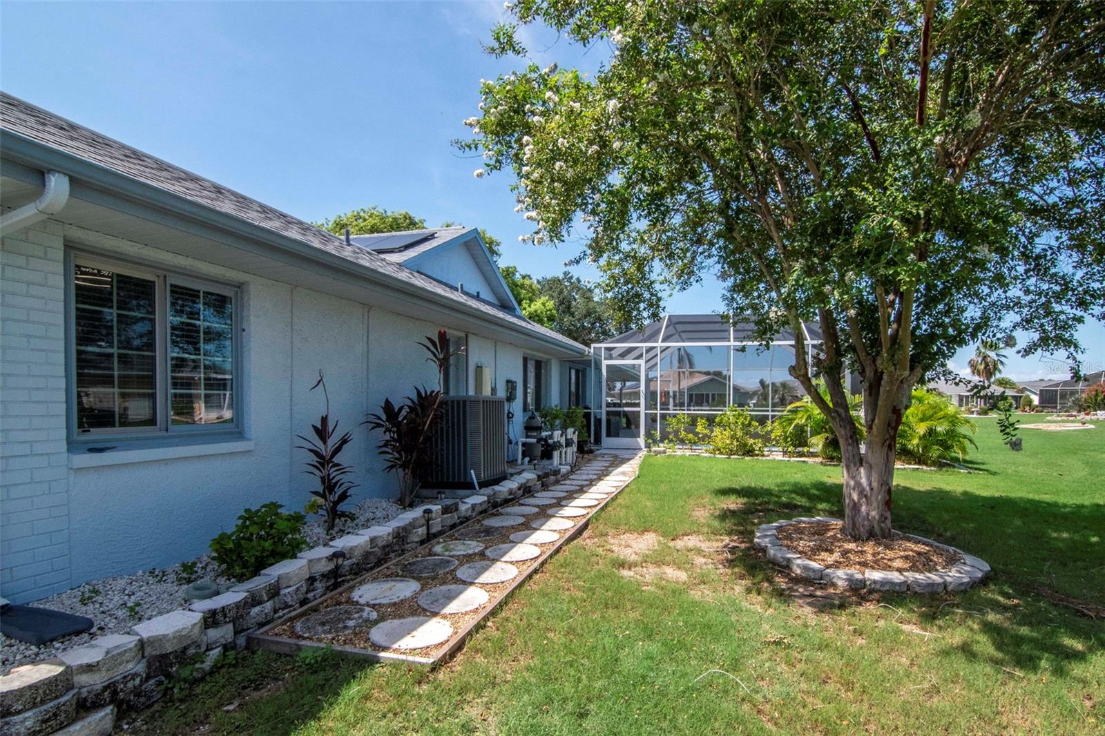 303 BARSTOW CT — photo 42
