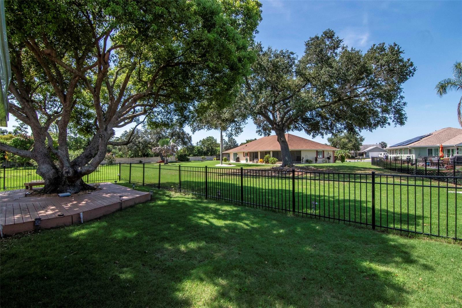303 BARSTOW CT — photo 32