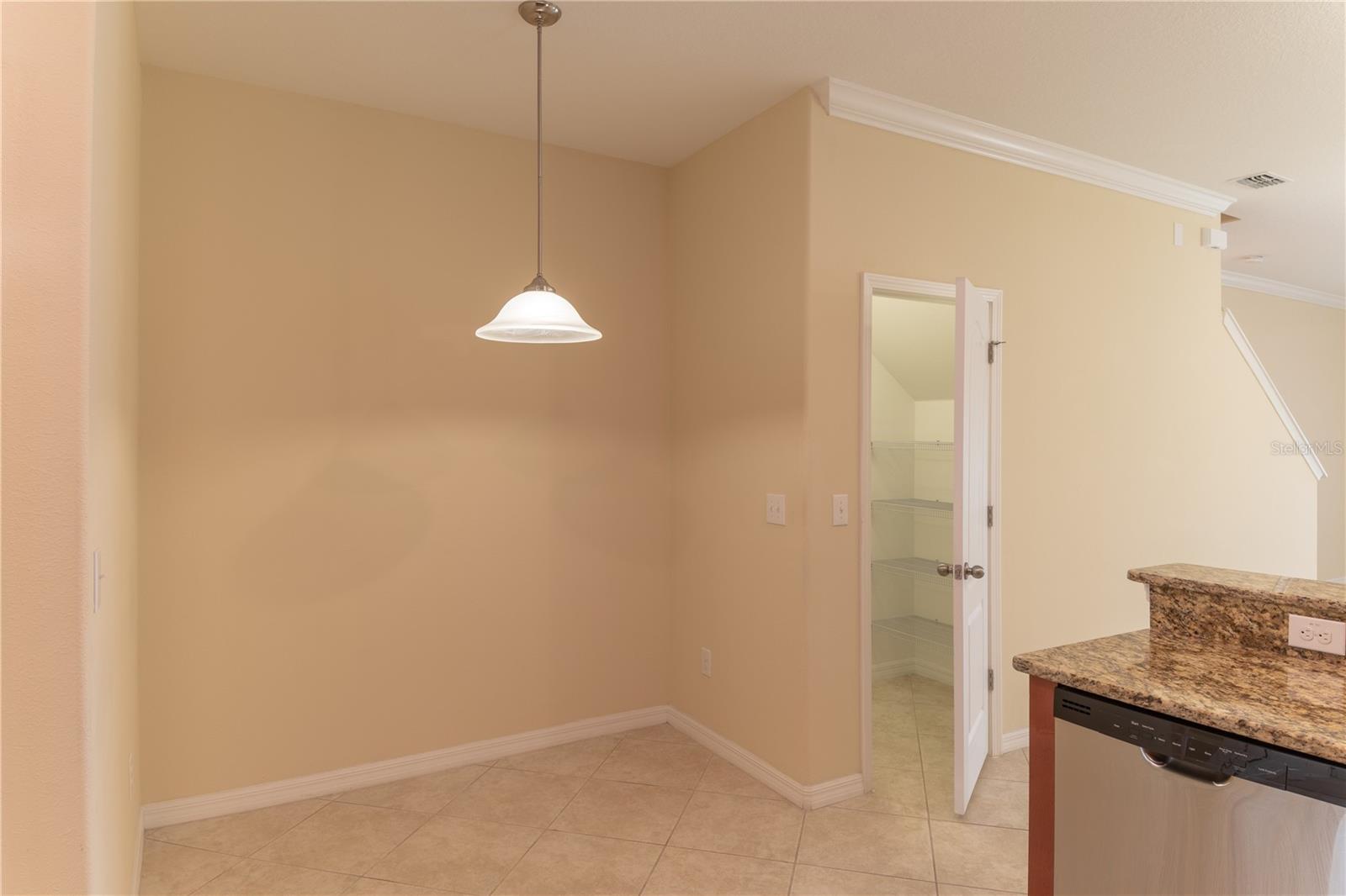 31235 CLARIDGE PL — photo 9