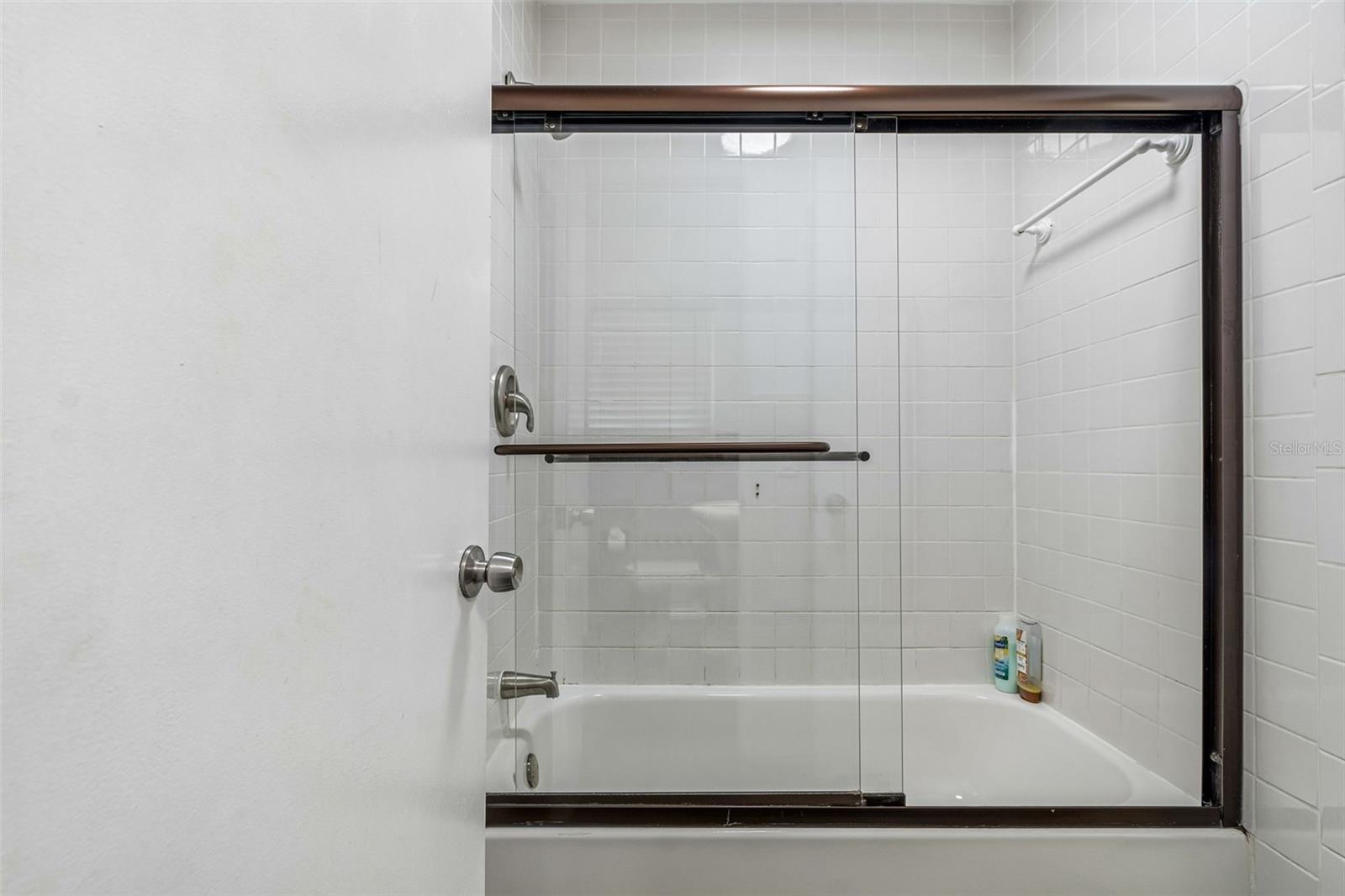 3282 HONEYSUCKLE RD — photo 49