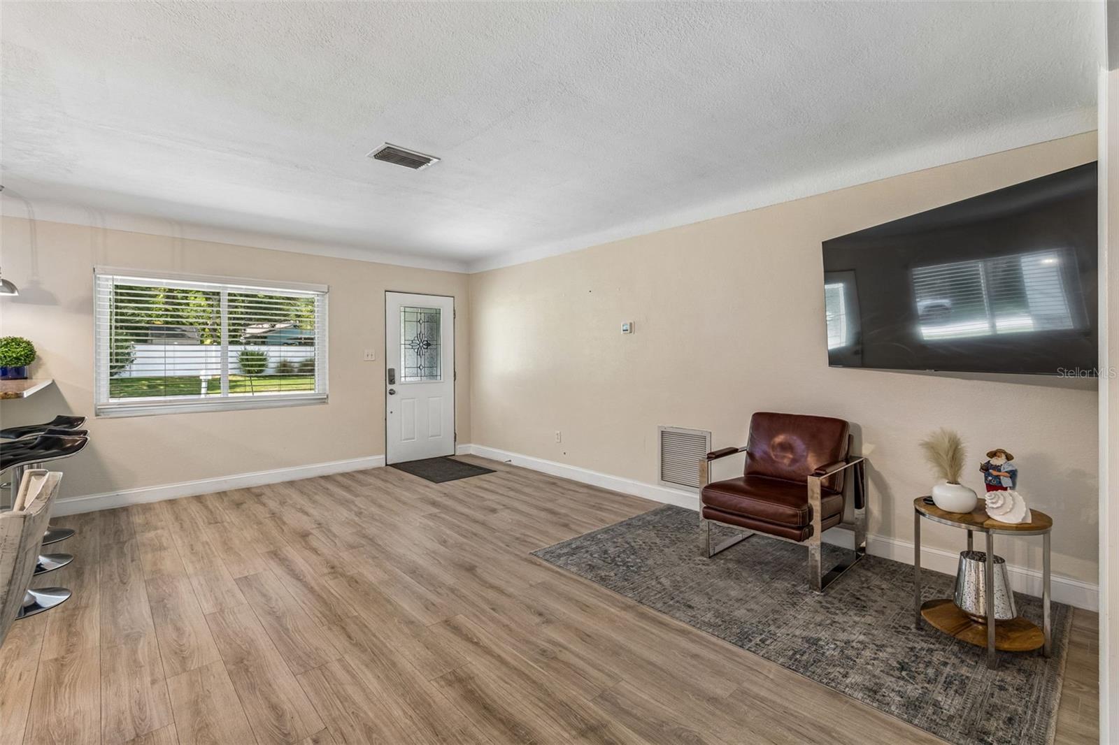 3282 HONEYSUCKLE RD — photo 17