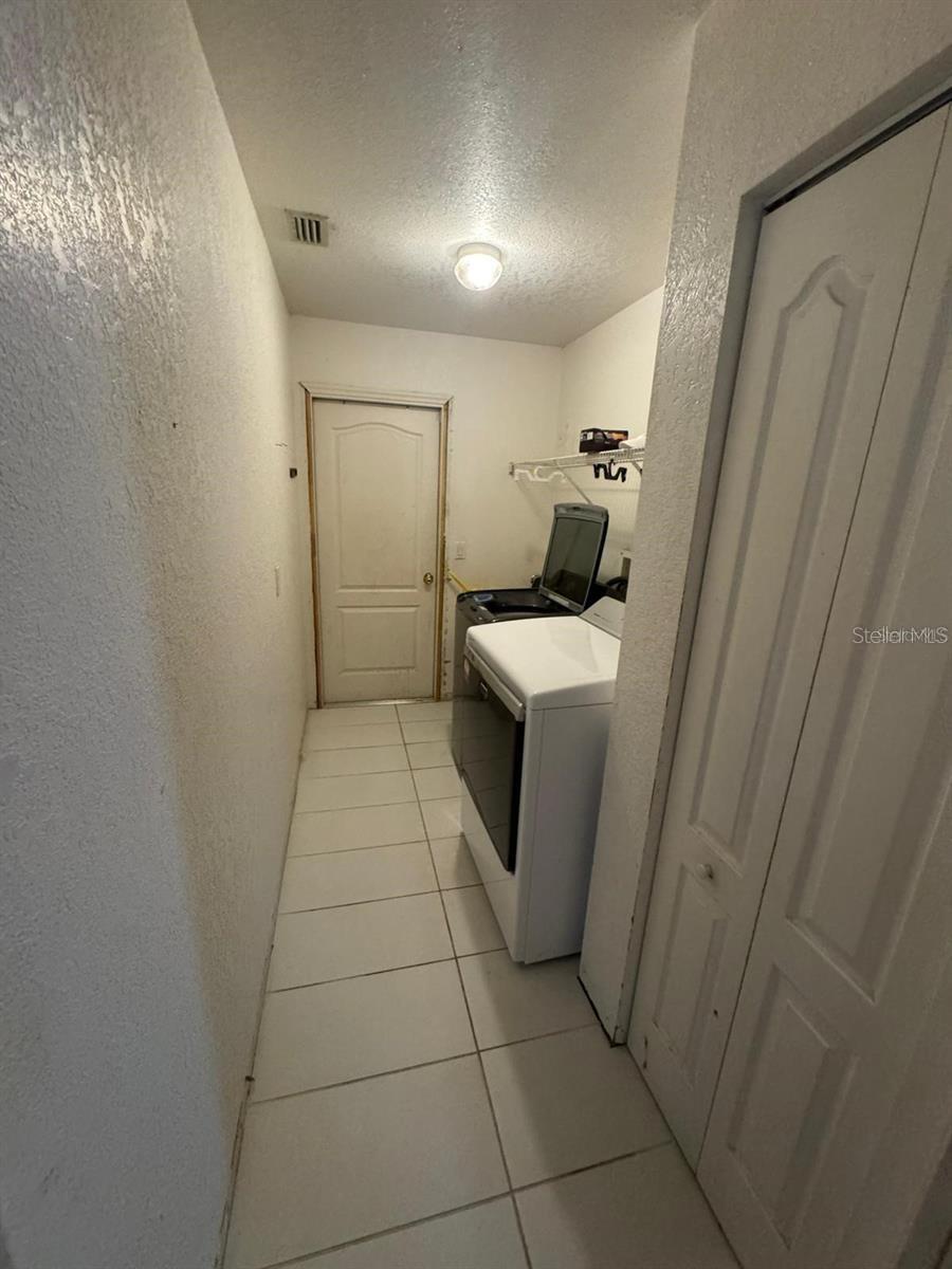 4016 BULA LN — photo 18
