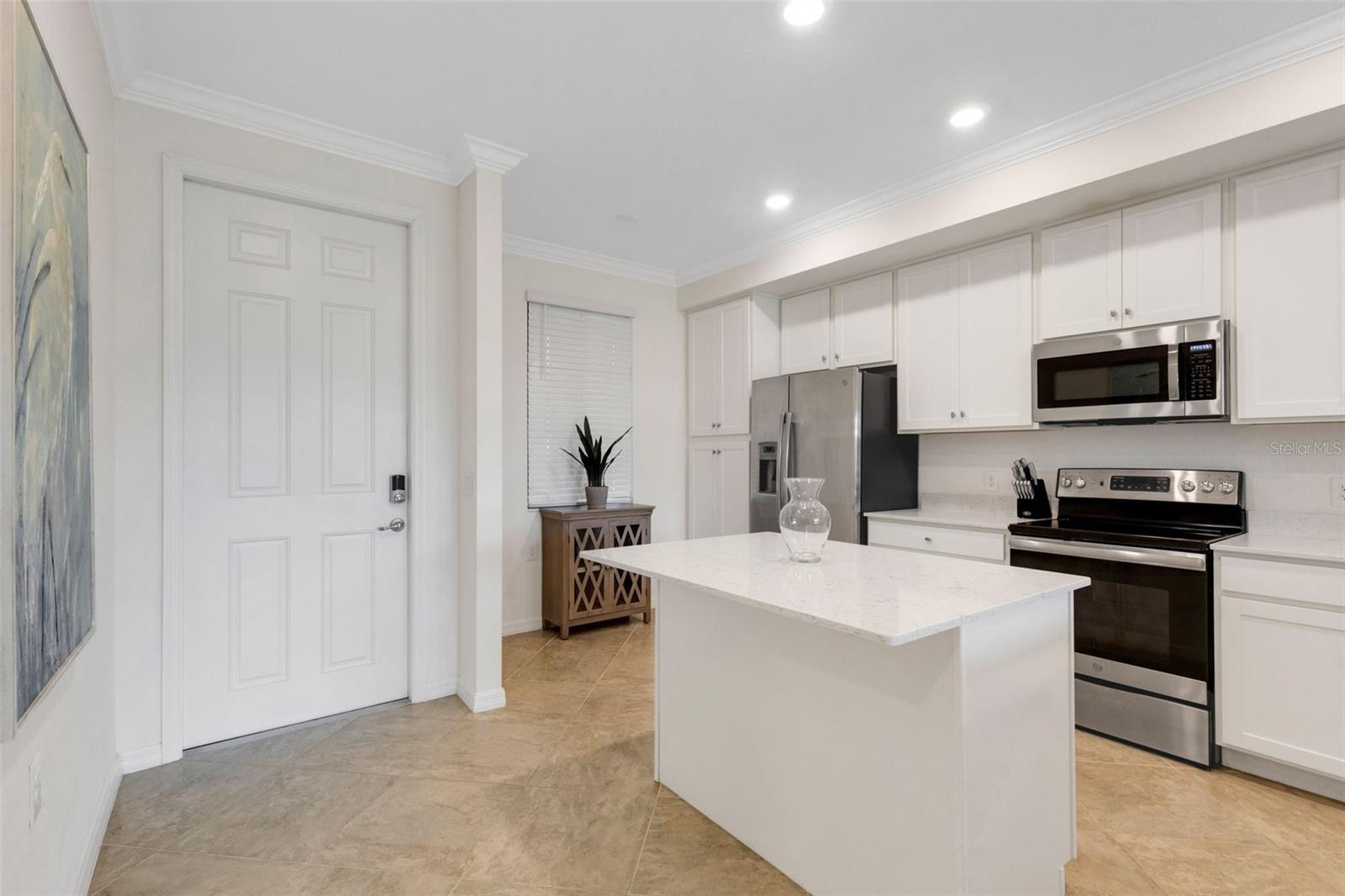 17510 GAWTHROP DR #204 — photo 14