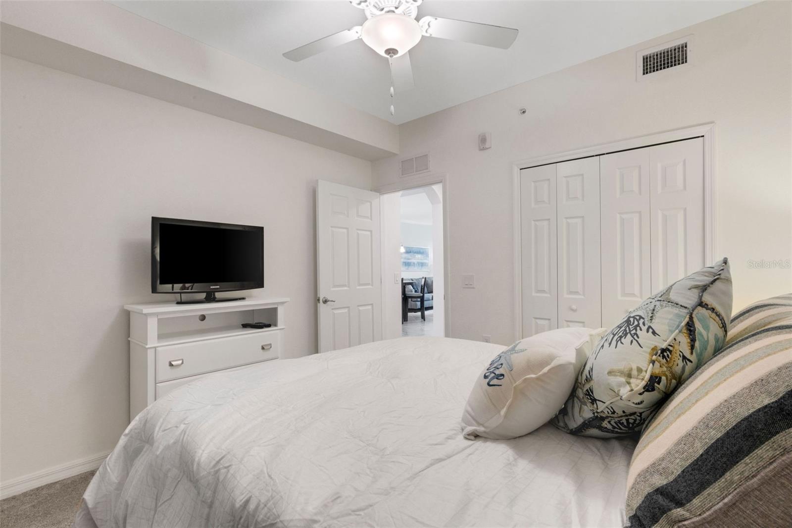 17510 GAWTHROP DR #204 — photo 22