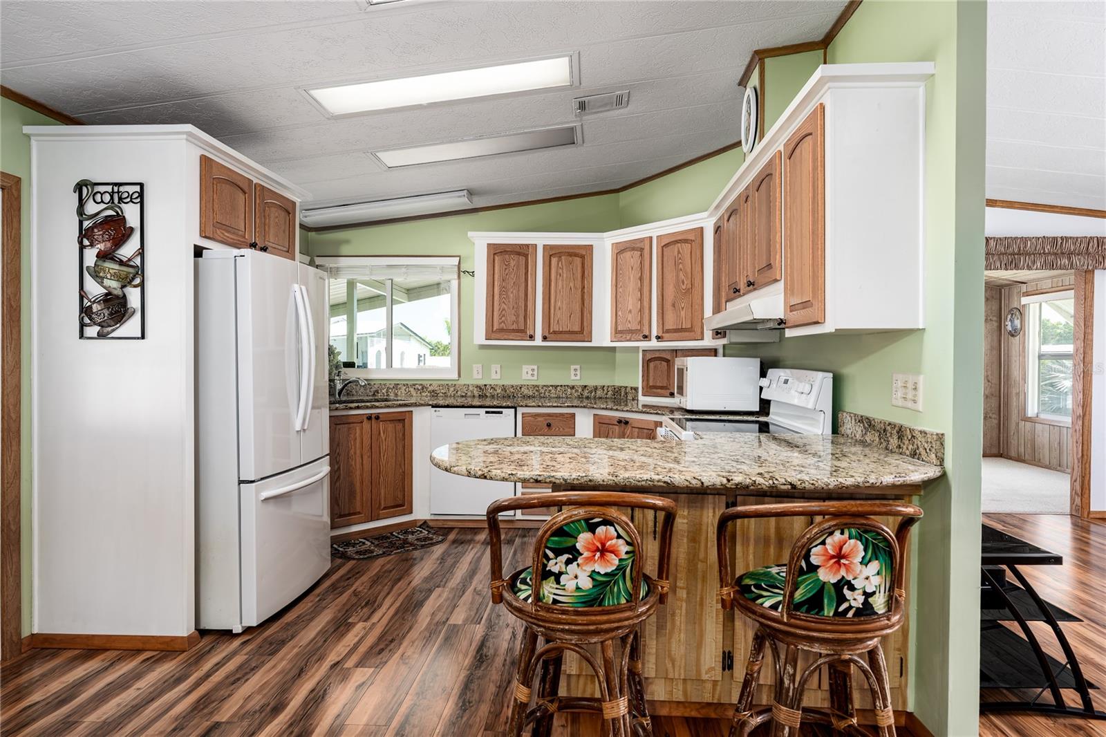 4215 14TH ST E — photo 2