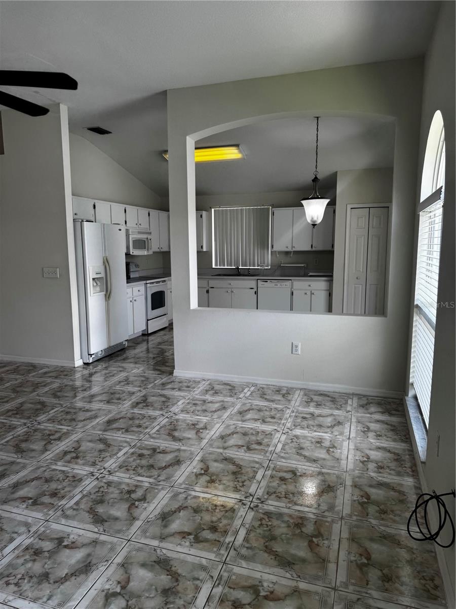 8806 CYPRESS HAMMOCK DR — photo 10