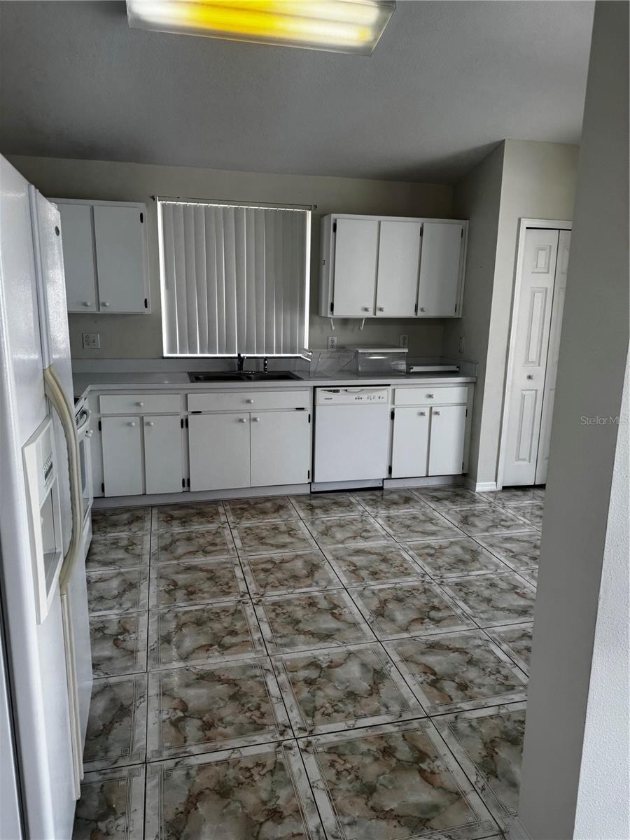 8806 CYPRESS HAMMOCK DR — photo 13