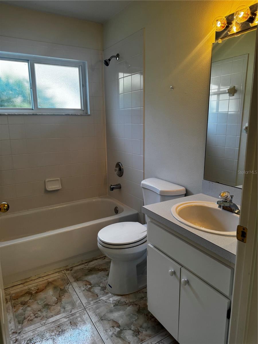 8806 CYPRESS HAMMOCK DR — photo 9