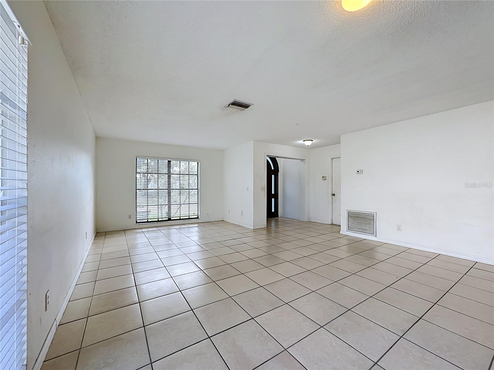 5664 25TH STREET CIR E — photo 3