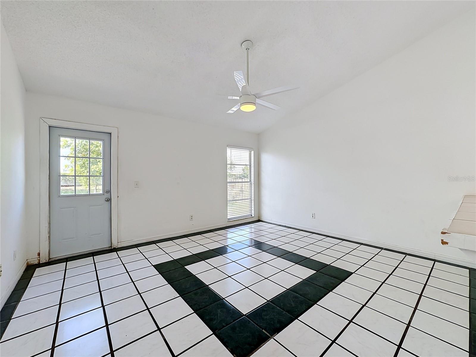 5664 25TH STREET CIR E — photo 24