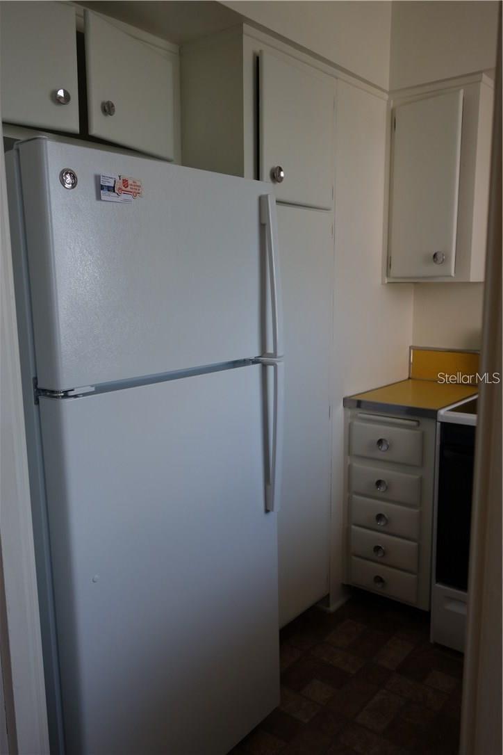 200 N BETTY LN #2E — photo 5