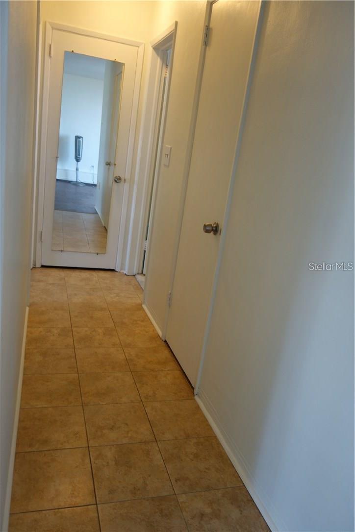 200 N BETTY LN #2E — photo 6