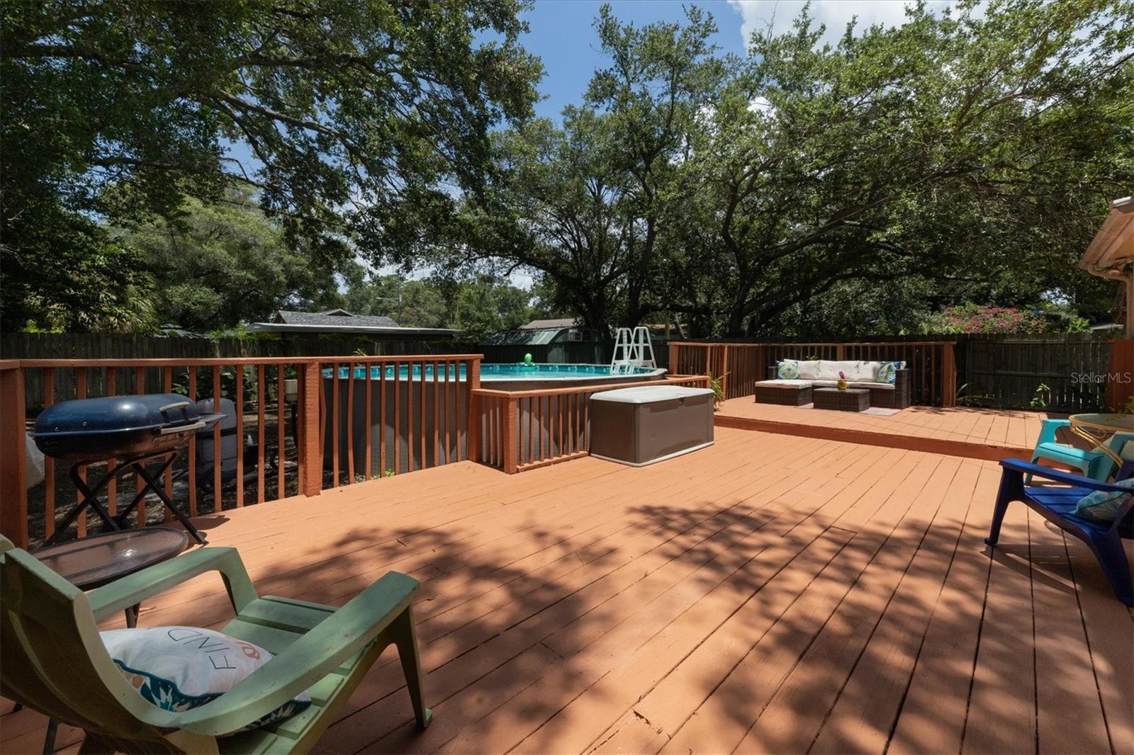 900 BEVERLY AVE — photo 24
