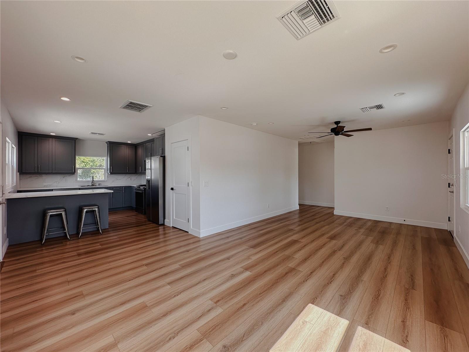 2916 N 21ST ST — photo 11