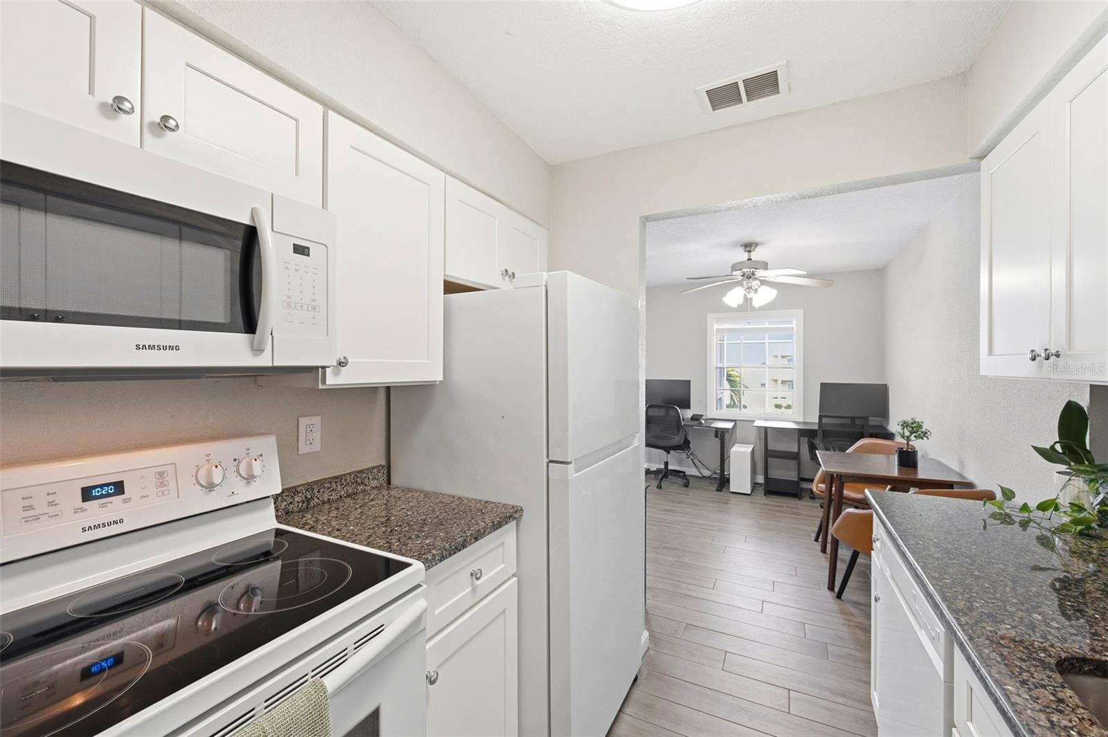 4725 COQUINA KEY DR SE #D — photo 14