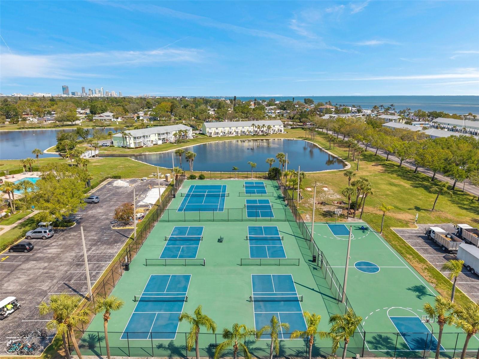 4725 COQUINA KEY DR SE #D — photo 43