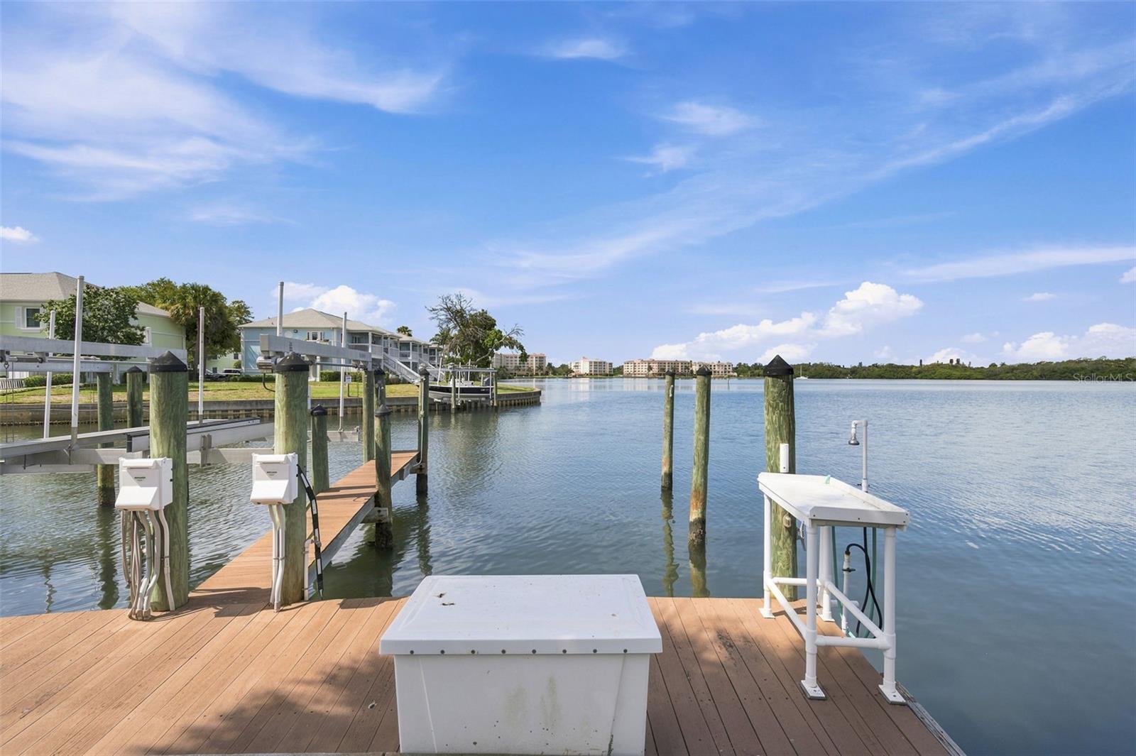 4725 COQUINA KEY DR SE #D — photo 27