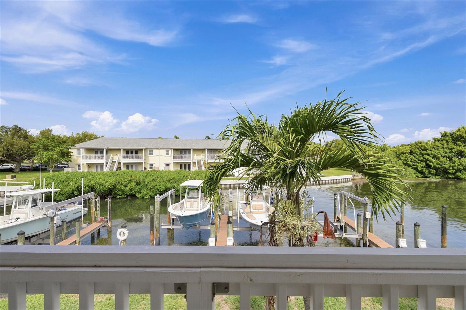 4725 COQUINA KEY DR SE #D — photo 25
