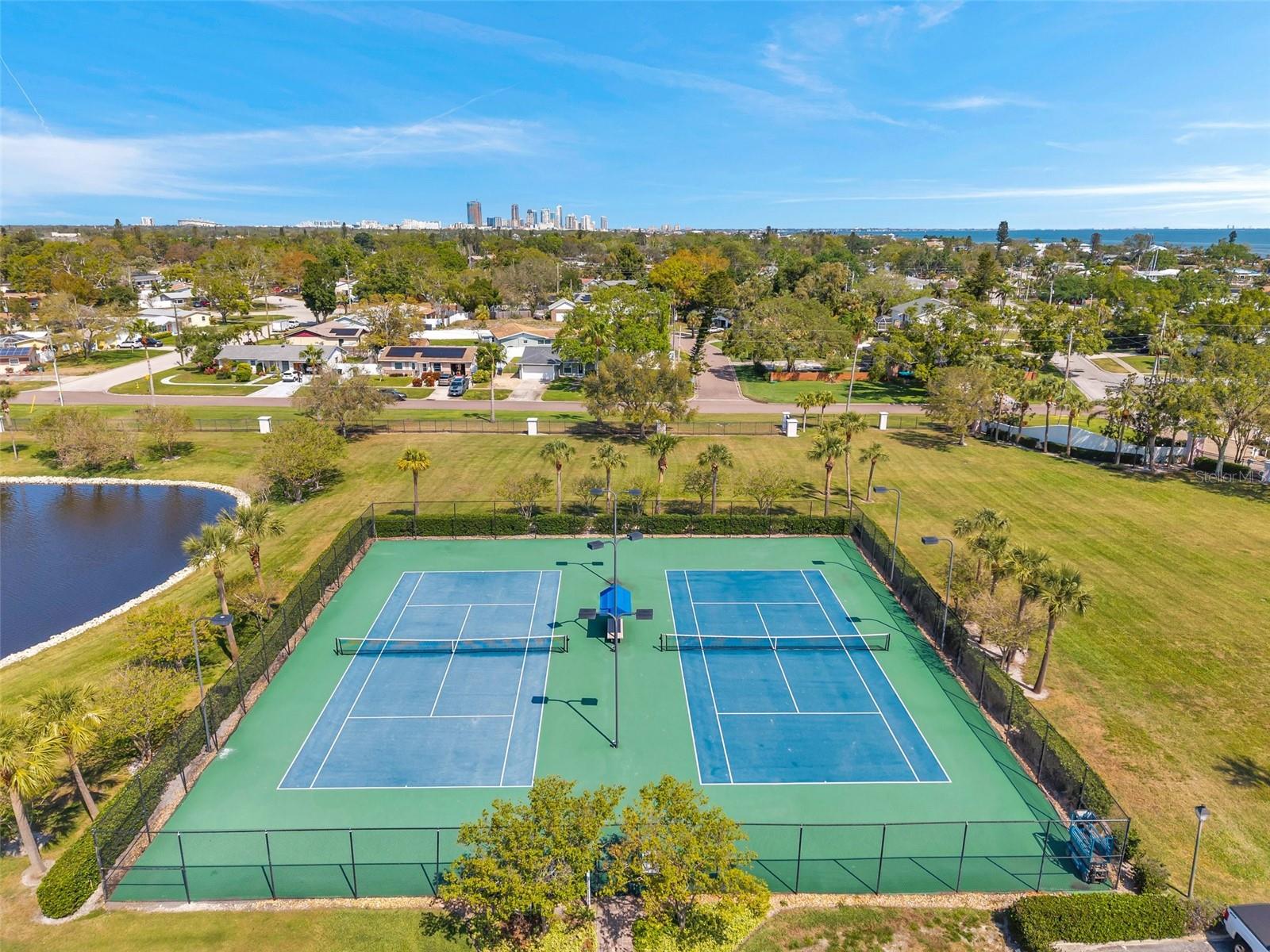 4725 COQUINA KEY DR SE #D — photo 41