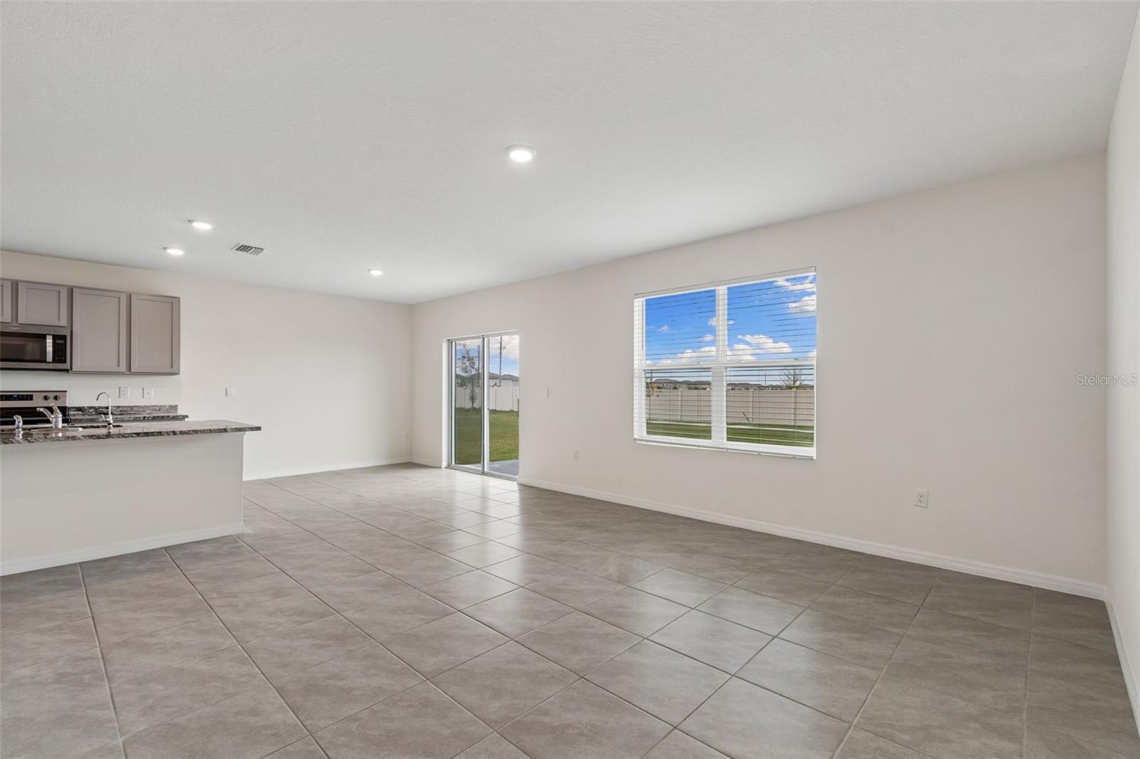 8454 ENDER HILLS DR — photo 25