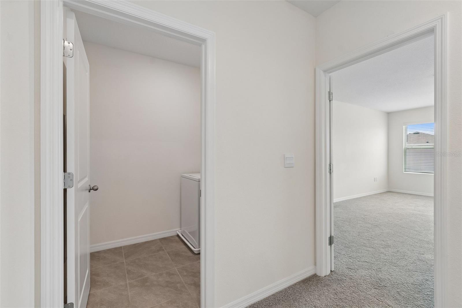 8454 ENDER HILLS DR — photo 40