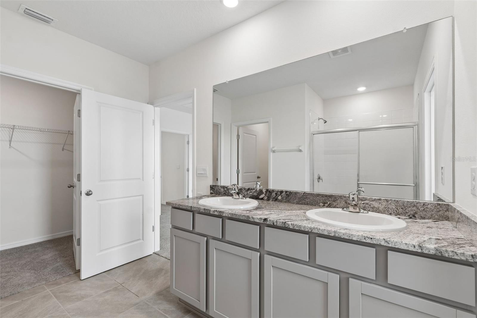 8454 ENDER HILLS DR — photo 71
