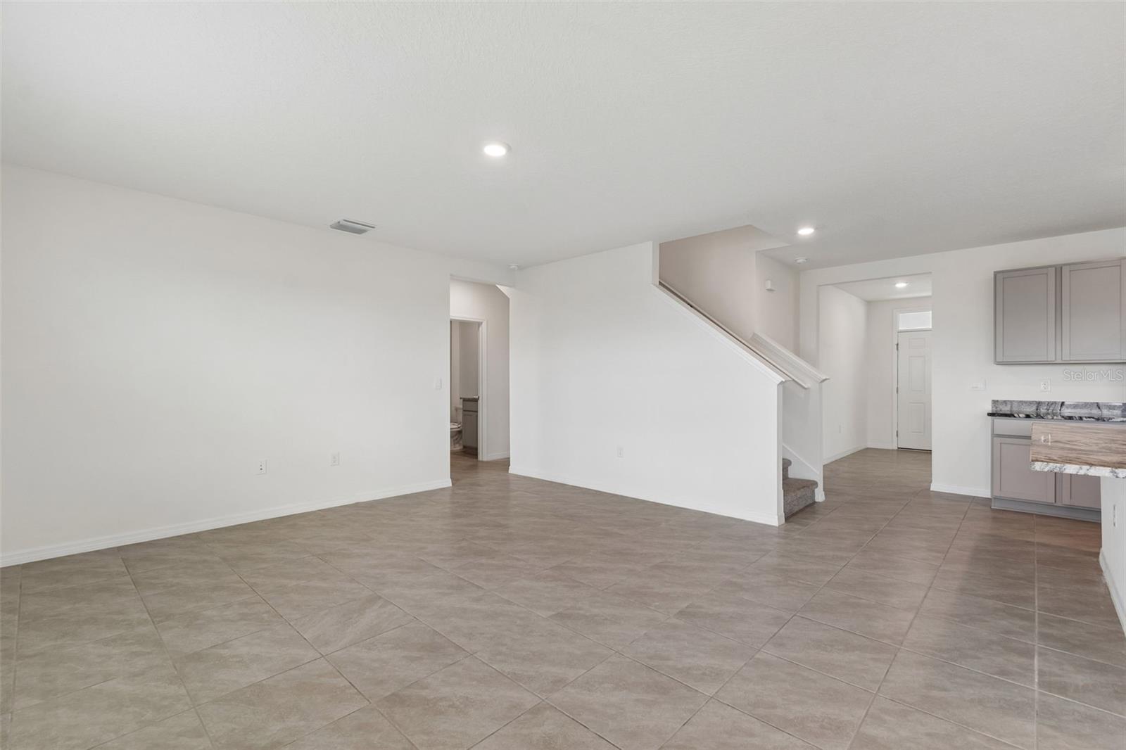 8454 ENDER HILLS DR — photo 27
