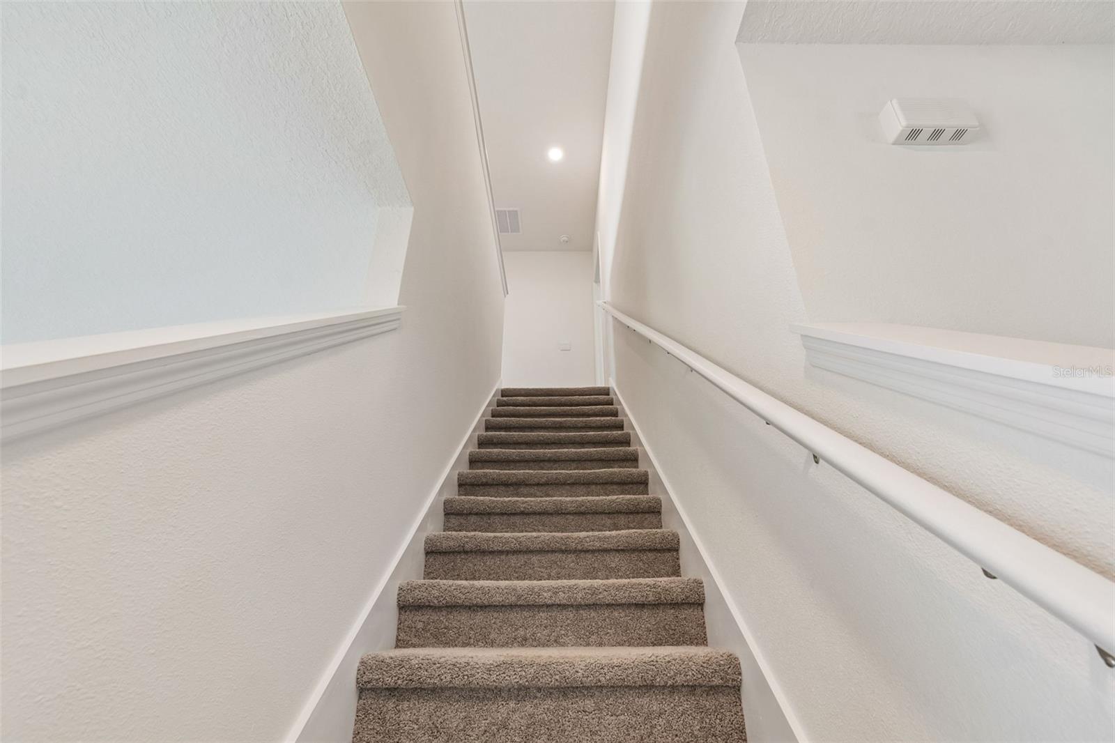 8454 ENDER HILLS DR — photo 38
