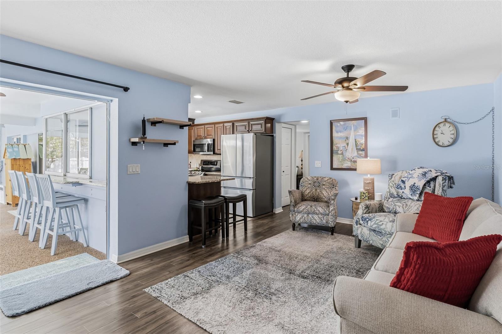 14570 TANGLEWOOD DR — photo 16