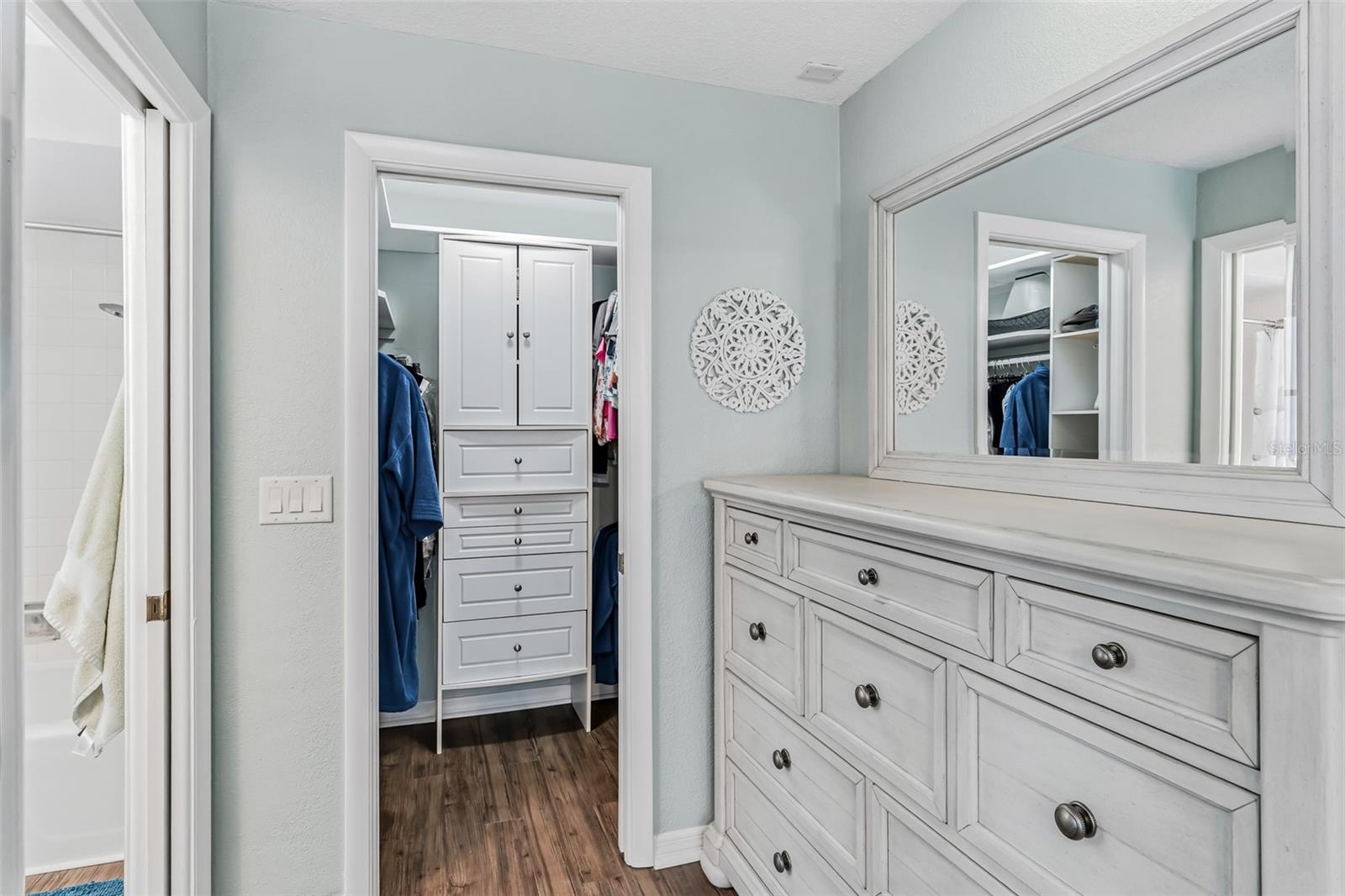 14570 TANGLEWOOD DR — photo 23