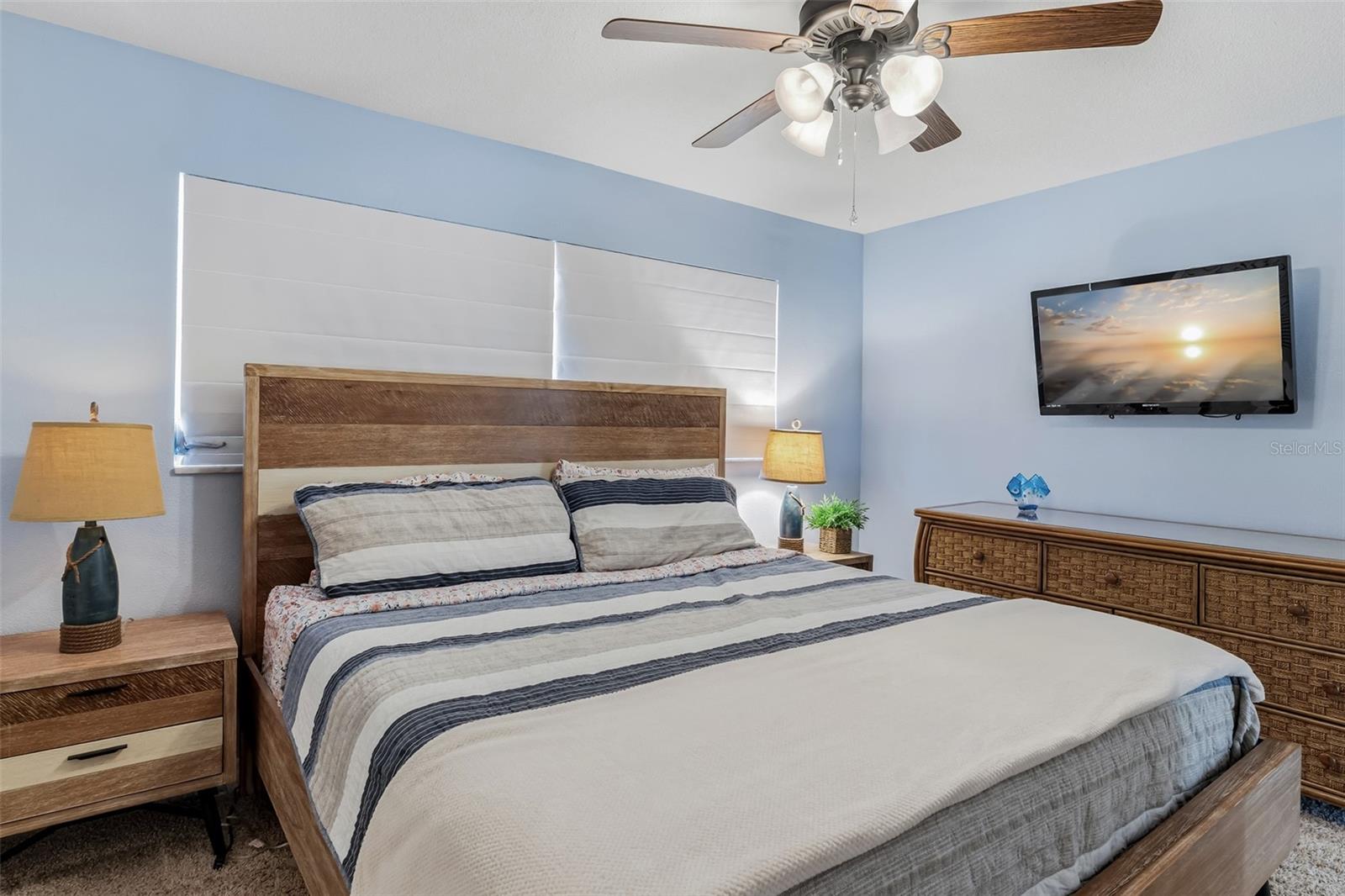 14570 TANGLEWOOD DR — photo 36