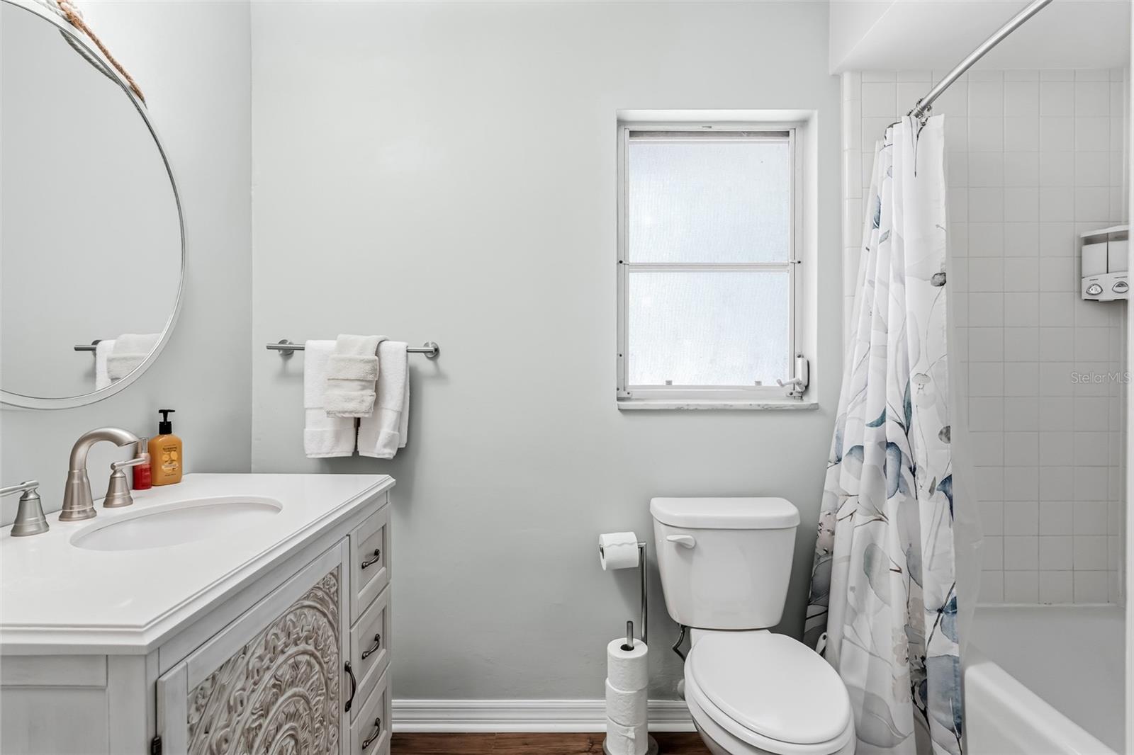 14570 TANGLEWOOD DR — photo 24
