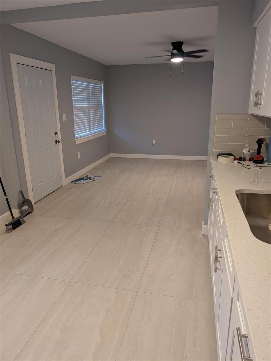 4416 N CLARK AVE #4 — photo 3