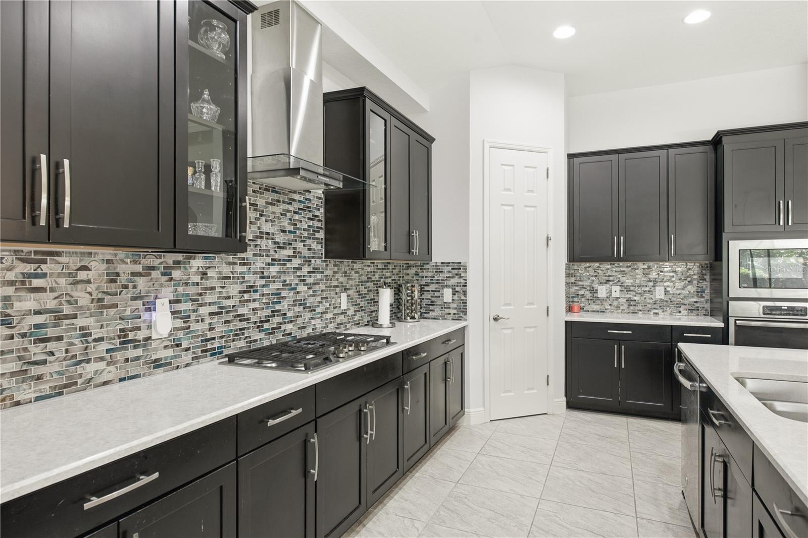 16485 COURTYARD LOOP — photo 21
