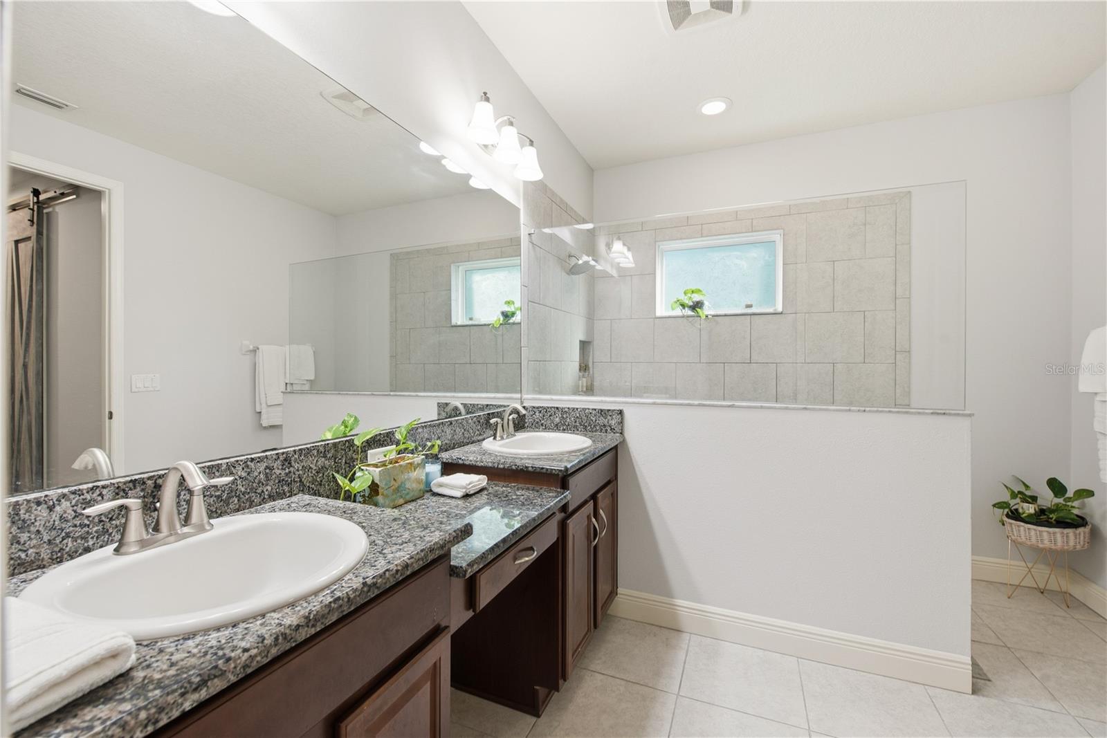 16485 COURTYARD LOOP — photo 27