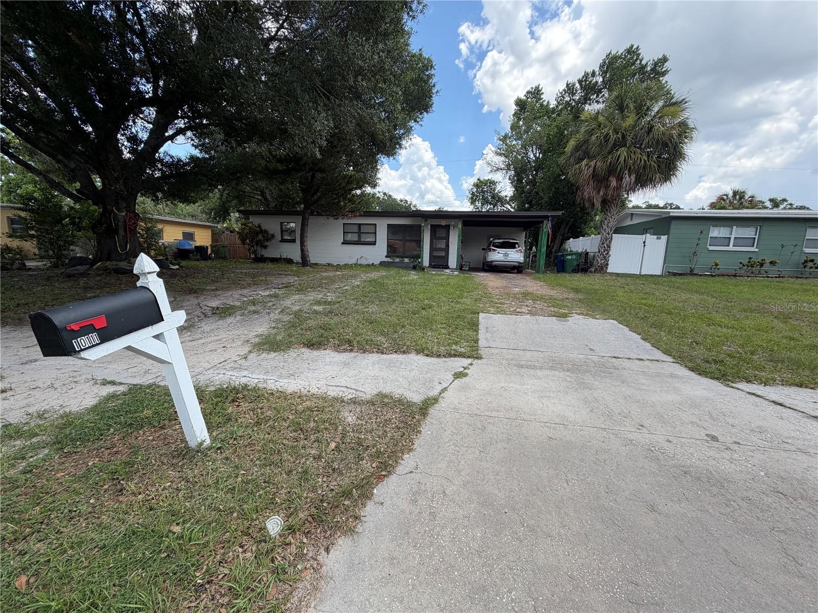10111 N OLA AVE — photo 17
