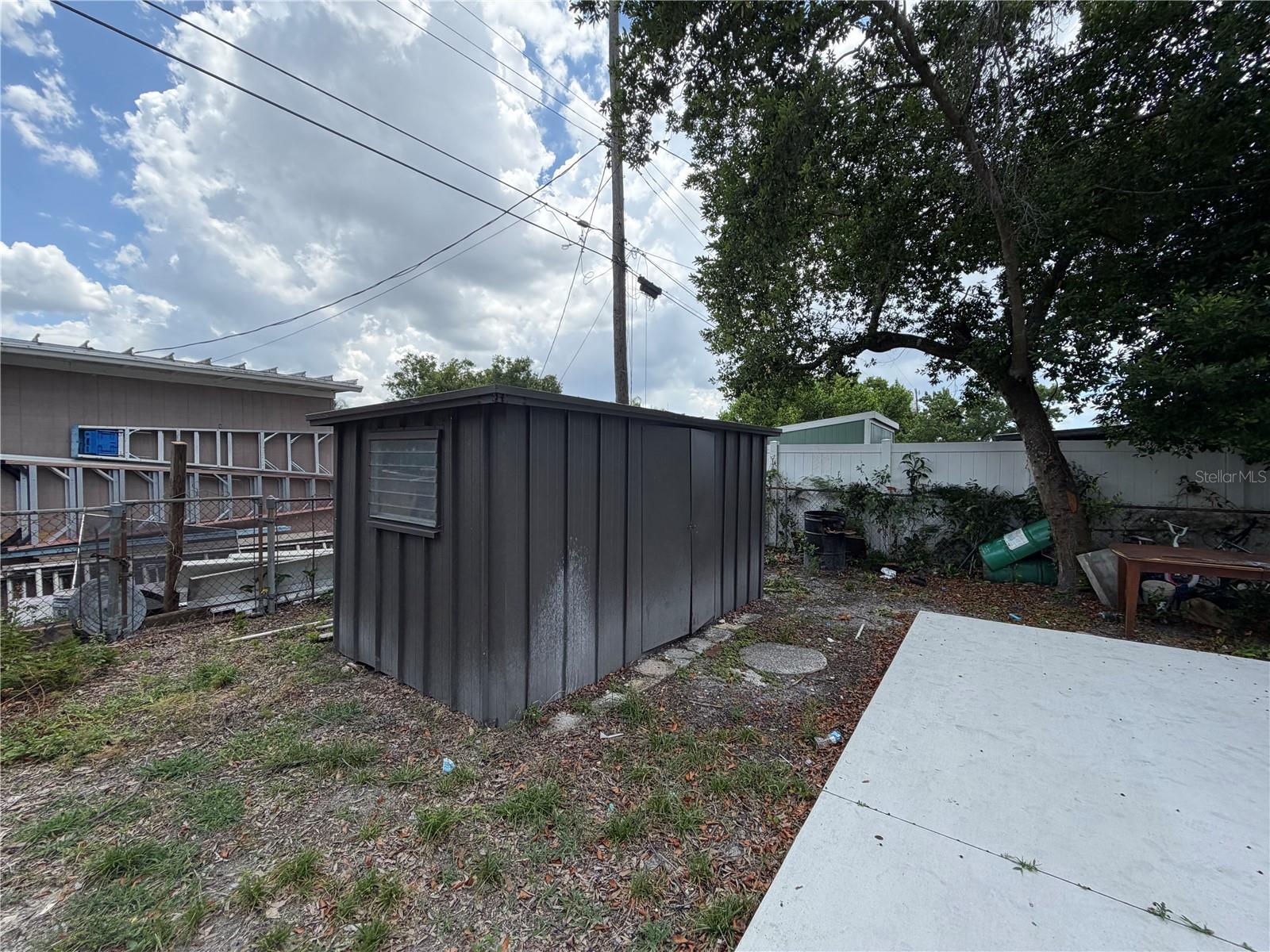 10111 N OLA AVE — photo 15