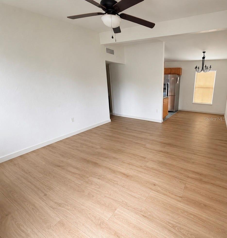 10111 N OLA AVE — photo 4