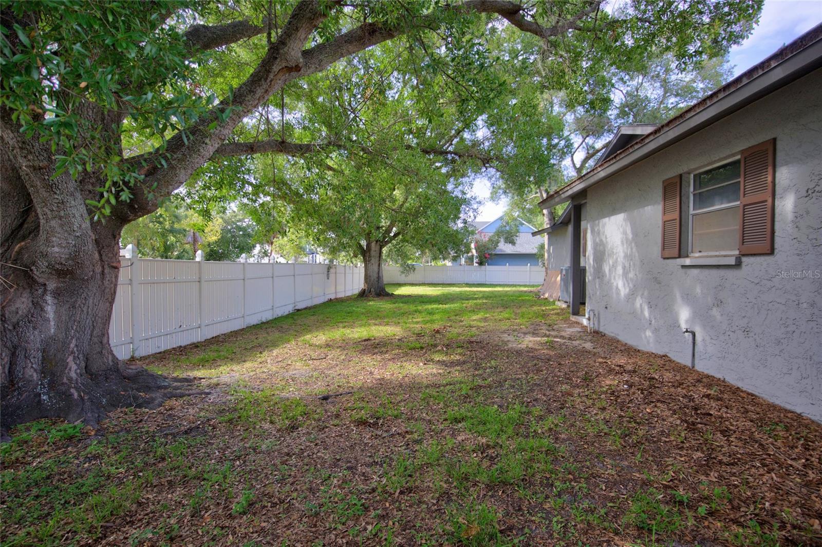 7312 S FITZGERALD ST — photo 24