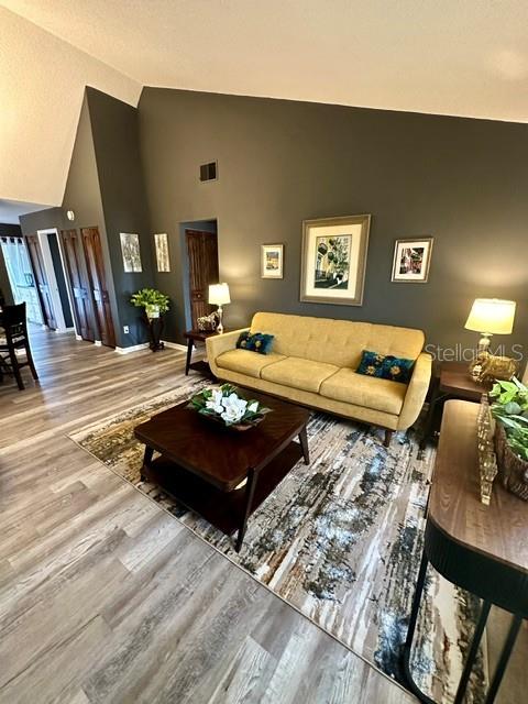 4833 MYRTLE OAK DR #25 — photo 2
